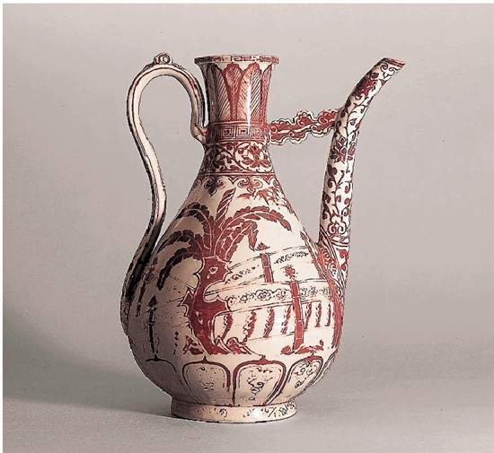 釉里红执壶 明洪武 高32.5cm 釉里红执壶 明洪武 高32.5cm