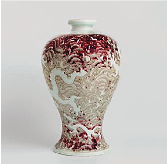 釉里红海水龙纹梅瓶 明永乐 高41.2cm 玫茵堂收藏 釉里红海水龙纹梅瓶 明永乐 高41.2cm 玫茵堂收藏