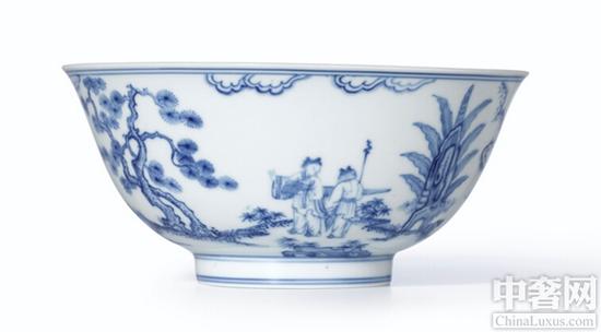 清康熙时期的青花高仕仙阁图盌(608万港元)
