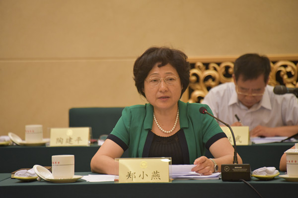 郑小燕代表农工党中央参会并发言 郑小燕代表农工党中央参会并发言