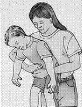 医院取出2岁患儿体内9厘米异物2 医院取出2岁患儿体内9厘米异物2