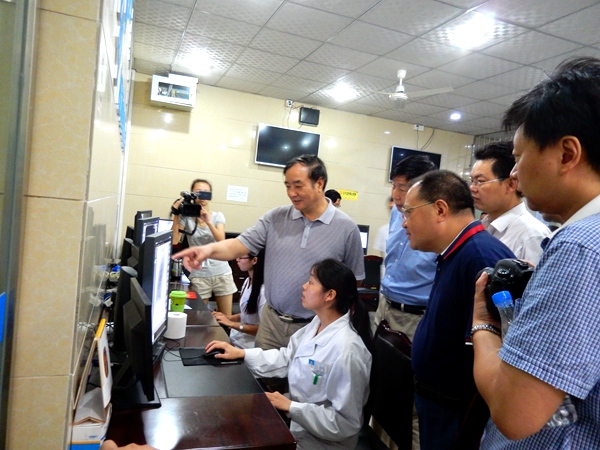 农工党四川省委会开展城市公立医院综合改革调研 农工党四川省委会开展城市公立医院综合改革调研