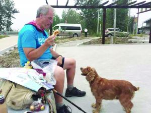 英国务大臣徒步走中国 每天10小时已走1200公里2 英国务大臣徒步走中国 每天10小时已走1200公里2