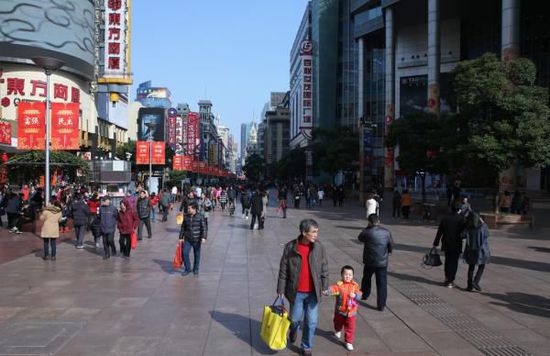 上海多家奢侈品商店涉虚开发票:名表写办公用品1 上海多家奢侈品商店涉虚开发票:名表写办公用品1