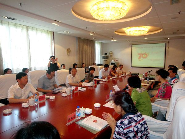 台盟辽宁省委召开纪念抗战胜利70周年座谈会 台盟辽宁省委召开纪念抗战胜利70周年座谈会