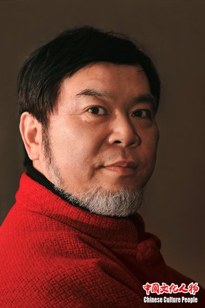 全国政协委员，中国美术家协会理事，中国美术家协会中国画艺术委员会委员，浙江省政协常委，浙江省人民政府参事，浙江省美术家协会副主席何水法（中新社发  王保胜 摄）