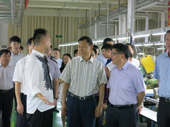 陈晓光常务副主席到浙江广东调研“消费品工业产能国际合作”问题1 陈晓光常务副主席到浙江广东调研“消费品工业产能国际合作”问题1