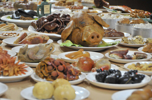 夫妻做满汉全席-12年花2000多万做石雕“满汉全席”6 夫妻做满汉全席-12年花2000多万做石雕“满汉全席”6