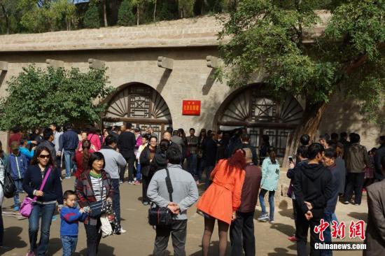 f42929919eb84d57a6c9399b7cb68ce3 f42929919eb84d57a6c9399b7cb68ce3