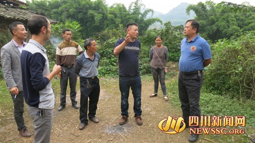 民盟眉山市委深入联系村开展扶贫攻坚工作 民盟眉山市委深入联系村开展扶贫攻坚工作