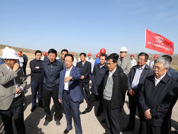 陈昌智赴宁夏调研扶贫工作 陈昌智赴宁夏调研扶贫工作