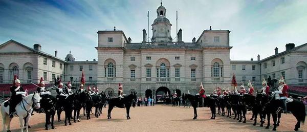 习近平访英行程确定 将与女王共进私人午宴2 习近平访英行程确定 将与女王共进私人午宴2