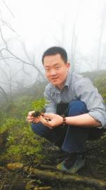 80后公务员辞职创业 总理鼓励“你要好好干”2 80后公务员辞职创业 总理鼓励“你要好好干”2