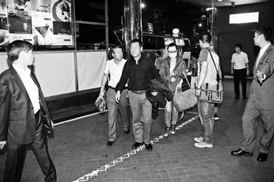 1975041875 1975041875