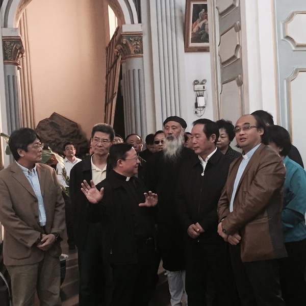 积极引导宗教与社会主义社会相适应 积极引导宗教与社会主义社会相适应