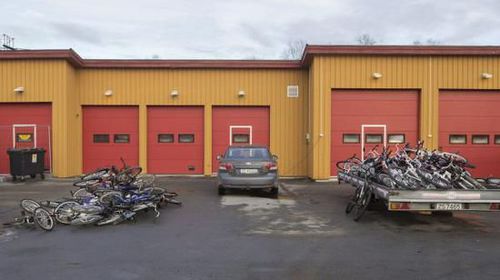 88AB92903E4FFF3188C8317EBC4AC31B 88AB92903E4FFF3188C8317EBC4AC31B