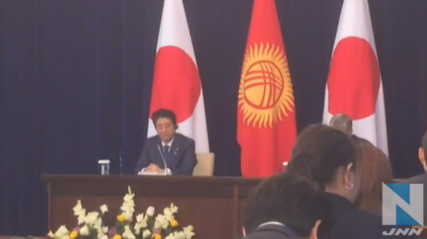 安倍访中亚巧遇阿富汗地震1