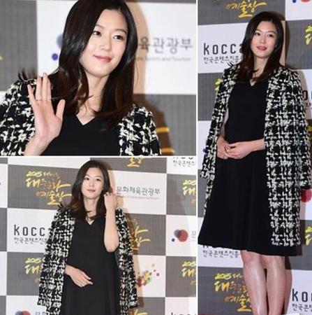 全智贤获韩国大众文化艺术奖总统表彰 全智贤获韩国大众文化艺术奖总统表彰