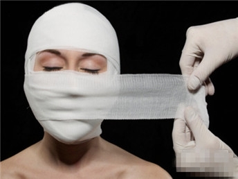 8581566_596043 8581566_596043