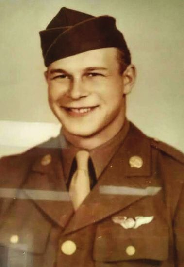 美国飞虎队员70多年前遇险获救 后人来华寻恩人 美国飞虎队员70多年前遇险获救 后人来华寻恩人