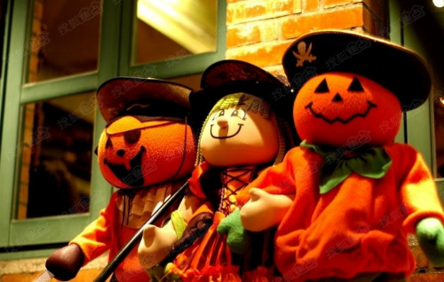 不给糖就捣蛋:万圣节的由来及各国传统(组图)2 不给糖就捣蛋:万圣节的由来及各国传统(组图)2