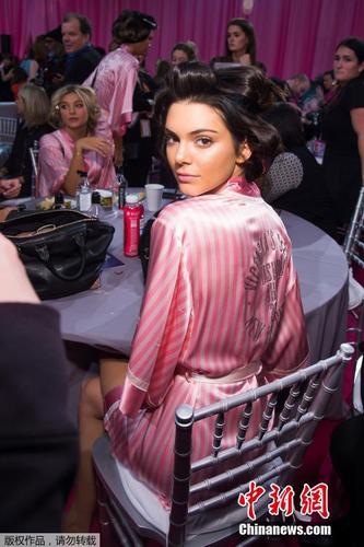 3db6b62af6bf47d5910d35d346ad863e