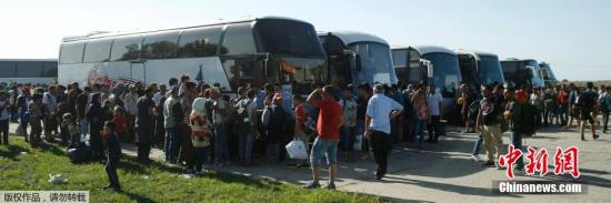 欧盟出资18亿欧元欲解决难民问题 非洲:根本不够 欧盟出资18亿欧元欲解决难民问题 非洲:根本不够