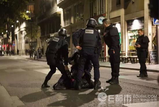 男子冒死求枪手2 男子冒死求枪手2