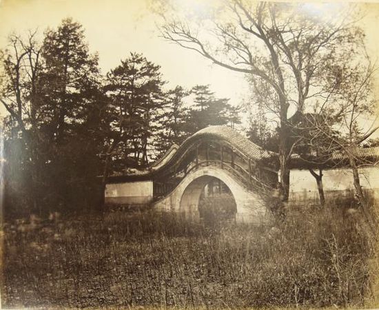 圆明园照片怎变作了颐和园？