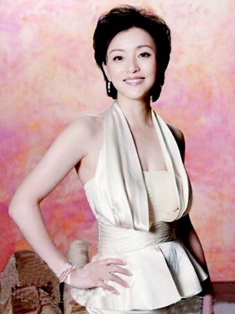 汪小菲被赞帅 明星私下啥样子？看看酒店服务员大爆料