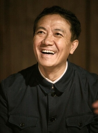 汪小菲被赞帅 明星私下啥样子？看看酒店服务员大爆料