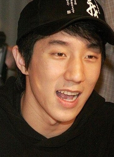 汪小菲被赞帅 明星私下啥样子？看看酒店服务员大爆料