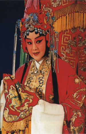 李世济饰《锁麟囊》中的薛湘灵 李世济饰《锁麟囊》中的薛湘灵