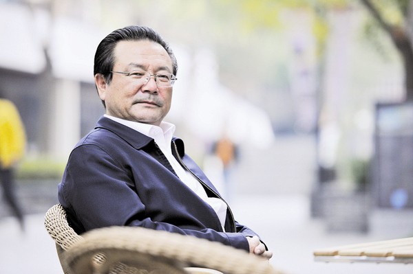 艾克拜尔·米吉提 艾克拜尔·米吉提