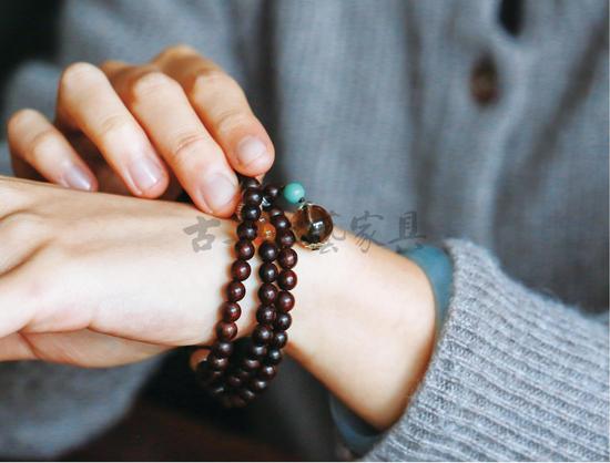 所有的收藏品都能够被人们分出三六九等来，手串也不例外。（摄影：程香） 