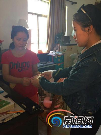 三亚受伤流浪老人获捐后出走 剩余捐款全转捐(图)1 三亚受伤流浪老人获捐后出走 剩余捐款全转捐(图)1