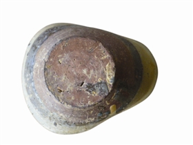 图一:唐代成都青羊宫窑半葫芦形青瓷小水瓢