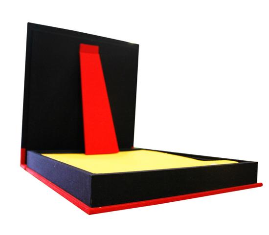 陈粉丸 《身体的碎块》