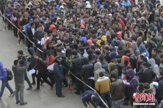 “史上最严”国考今日开考:组织作弊最高获刑7年1 “史上最严”国考今日开考:组织作弊最高获刑7年1