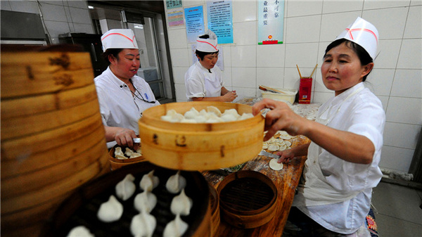 辽宁省政协“牵线搭桥” 助餐饮“老字号”再振兴 辽宁省政协“牵线搭桥” 助餐饮“老字号”再振兴