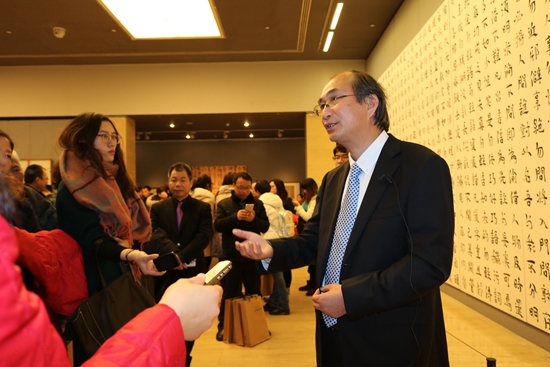 著名书法家刘灿铭接受采访 著名书法家刘灿铭接受采访