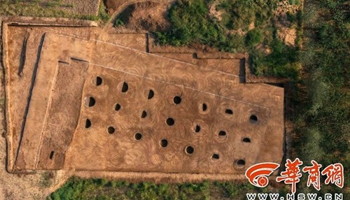 陕西疑似“芈月墓”埋麦田陪葬墓现21个神秘圆坑