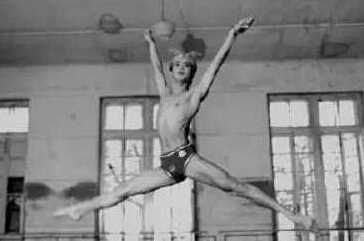 刘晓庆金星同台 揭金星变性前照片与第一任太太形婚内幕