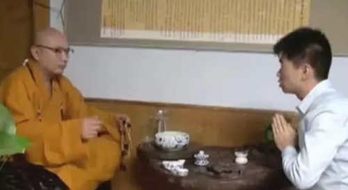 高僧(左)   高僧(左)