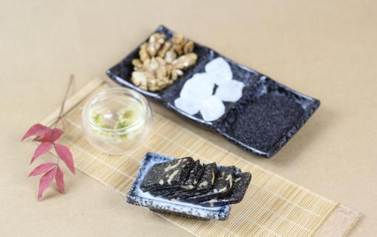 适合女性的两个阿胶食方