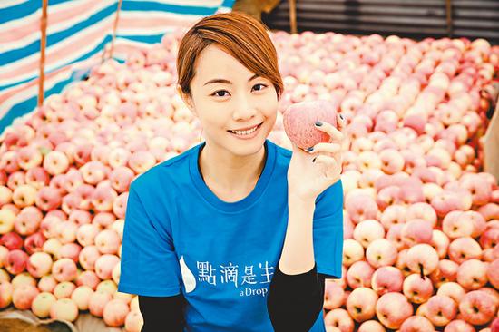 378dd9b8-fd18-463e-9894-3c0e15e9dcd3 378dd9b8-fd18-463e-9894-3c0e15e9dcd3