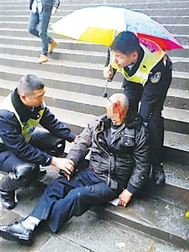 家里呆不下 86岁老太4年走失1000多次2 家里呆不下 86岁老太4年走失1000多次2