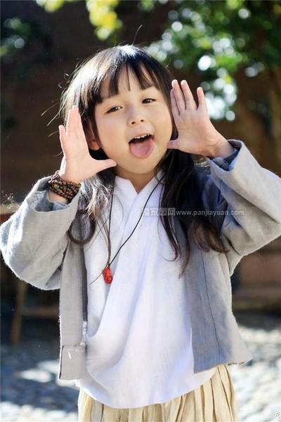 小芈月席卷文玩圈 萌娃也爱玩手串！