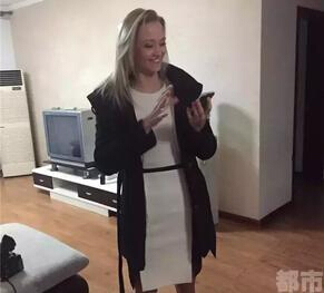 俄美女西安当模特月薪过万 称比在莫斯科挣得多 俄美女西安当模特月薪过万 称比在莫斯科挣得多