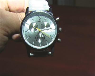 女子朋友圈领免费手表 5个月后竟遭遇威胁要债 女子朋友圈领免费手表 5个月后竟遭遇威胁要债